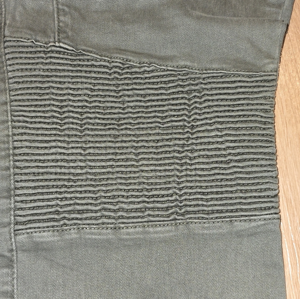 Pistola Olive Green Womens Pants, 32, New With Tags - Picture 2 of 6